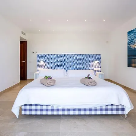 Stunning Modern Country House Villa Pollenca