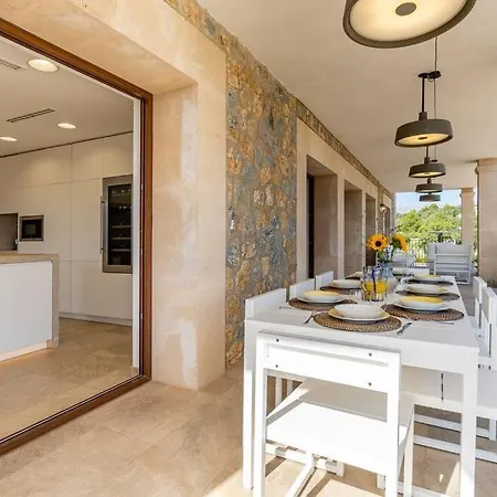 Villa Stunning Modern Country House