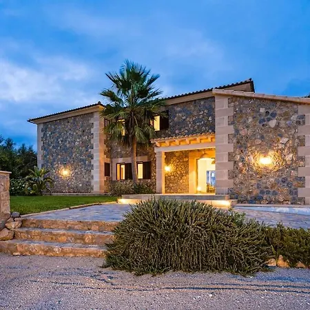 Stunning Modern Country House Villa Pollenca